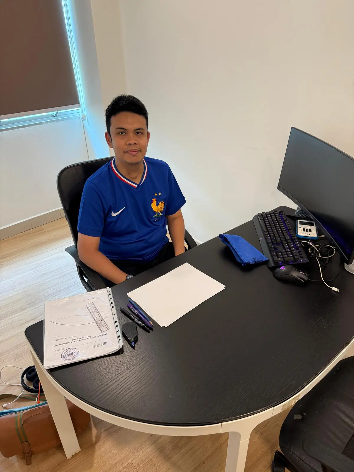 IB Economics tuition at Photon Academy Singapore